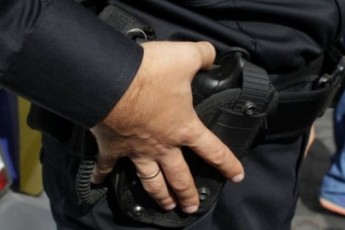 П'яний поліцейський влаштував стрілянину в Черкасах