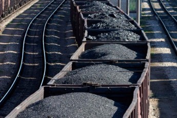 Україна стала витрачати ще більше грошей на імпорт вугілля з РФ