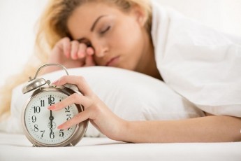 Учені розповіли про небезпеку довгого сну