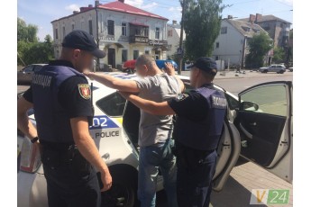 У Луцьку затримали грабіжника, який орудував у маршрутці №47