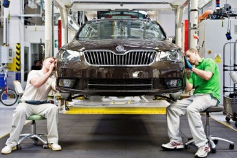 Виробництво автомобілів в Україні скоротилося в 90 разів за 10 років