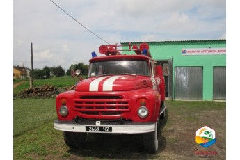 На Волині громада отримала пожежно-рятівний автомобіль