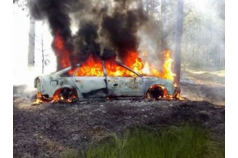 Мешканцю Камінь-Каширського району спалили автомобіль у маневицькому лісі
