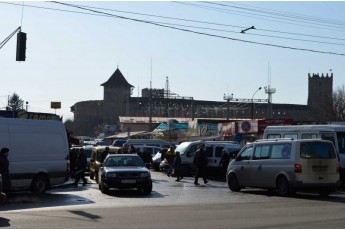 У Луцьку на місці нелегального ринку з'явиться парковка