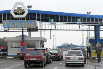 Волинські митники попередили спробу ввезти автомобіль з Литви без сплати митних платежів