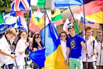 Іноземці з 6 країн вивчатимуть українську мову