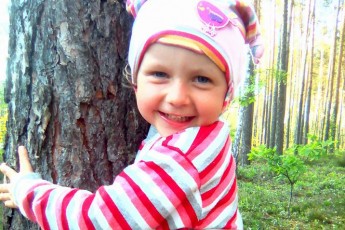 Допоможіть 3-річній дівчинці почути: на операцію не вистачає 200 тисяч гривень