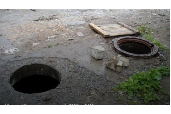 У Горохові за одну ніч викрали 17 каналізаційних люків