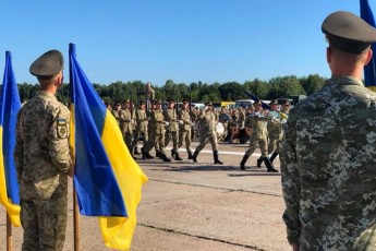 В українській армії офіційно змінять військове вітання