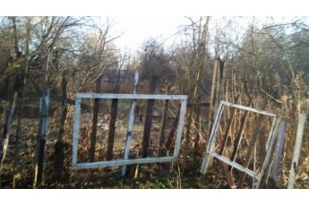 У Луцьку демонтують захаращені паркани та незаконі обмежувачі руху