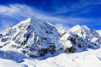 На Ельбрусі знайшли альпіністку, яка зникла 30 років тому