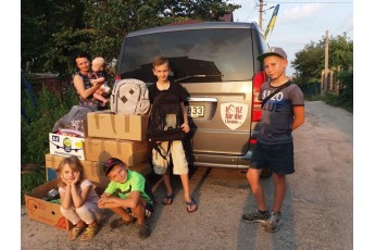 Відомий волинський волонтер допоміг багатодітній сім'ї з Луцька