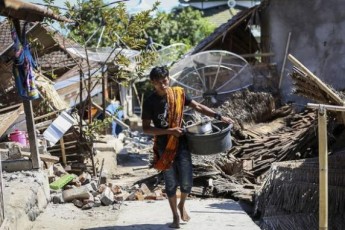 Кількість жертв землетрусу в Індонезії наближається до тисячі