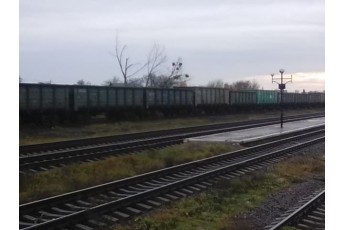 На залізничній станції у Володимир-Волинському стоять вагони з Росії (фото)