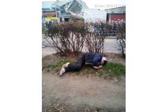 У Луцьку чоловік спав посеред вулиці на морозі (фото)