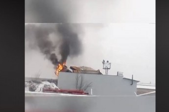 У Луцьку на цукровому заводі загорілася вантажівка (відео)