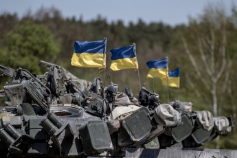Українського військового поранили у зоні ООС