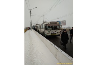 У Луцьку зупинився рух електротранспорту через аварію (фото)