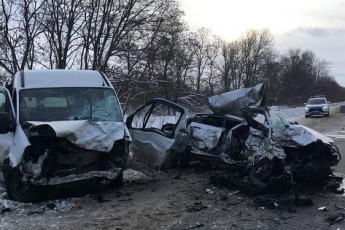Четверо загиблих, 11 – у лікарнях: масштабна аварія трапилась на Харківщині (фото)