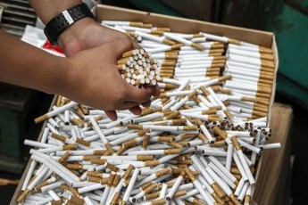 В Україну почали завозити менше цигарок