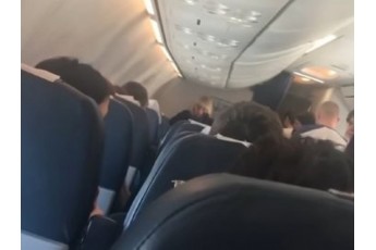 Росіянин побив стюардесу у літаку до Туреччини (відео)
