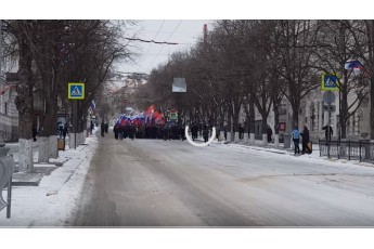 Замість тисяч прийшли десятки: у Севастополі провалився день захисника вітчизни (відео)