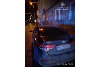 У Луцьку водія затримали за хабар патрульним (Фото)