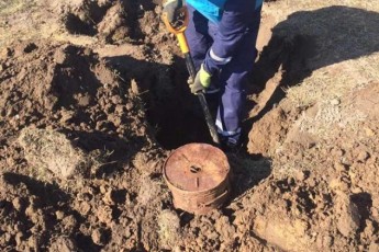 Волинянин на городі викопав 14 протитанкових мін (фото)