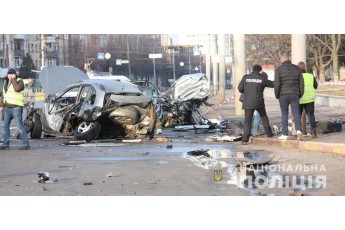 Infiniti протаранив таксі у Вінниці, є постраждалі