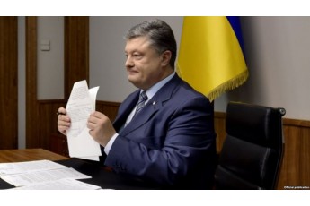 У Порошенка зухвало насміхаються з українського народу: заява представника президента вразила мережу