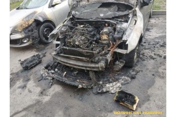 У Луцьку підпалили автомобіль топ-менеджера відомої компанії