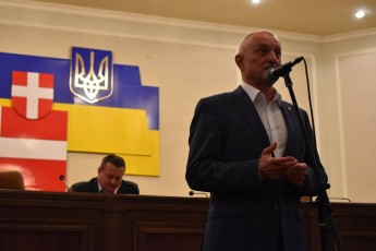 Губернатор Волині Савченко осоромився, звітуючи про малий бізнес