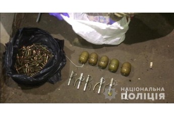 350 патронів і 5 гранат: у Луцьку поліція виявила схованку з боєприпасами