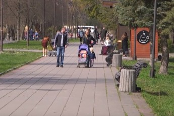 Прибирання вулиць і косіння трави у Луцьку: міська влада ретельніше контролюватиме благоустрій міста