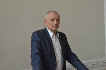 Зеленський звільнив Савченка і ще 14 губернаторів