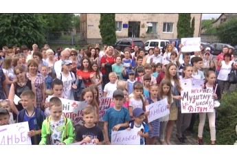У Ківерцях – скандал через закриття єдиної музичної школи