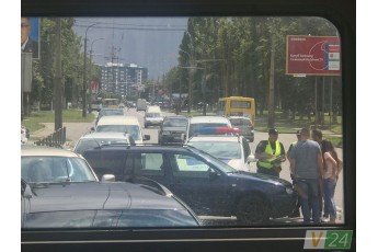 У Луцьку через аварію утворився затор (фото)