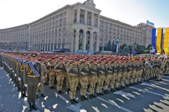 Зеленський спланував День Незалежності: чим замінять дорогезний парад
