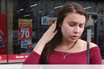 Луцька студентка отримала сильні опіки обличчя у маркеті (відео)