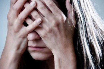 Бо нерідна: вітчим жорстоко зґвалтував 13-річну дівчинку