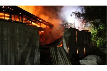 У селі на Волині сталася пожежа: горіли господарчі споруди