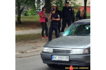 У Луцьку автівка збила 10-річну дитину (фото)
