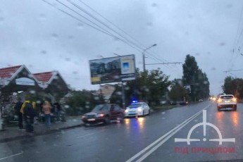 У Луцьку зіштовхнулись легковик та мінівен (фото)