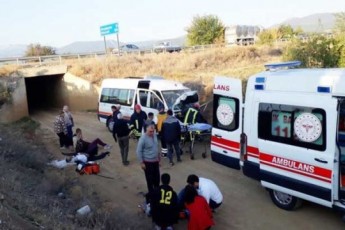 Автобус із туристами з України потрапив в аварію у Туреччині: є постраждалі