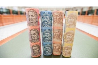 Нові гроші: в Україні деякі банкноти виведуть з обігу та запустять їм заміну
