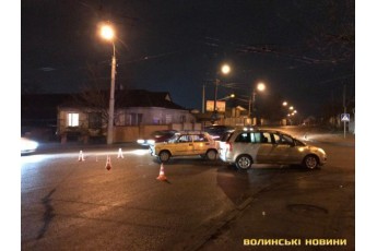 У Луцьку сталася аварія за участі двох легковиків (фото)