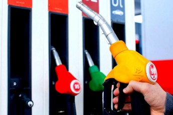 ОККО, WOG та інші мережі АЗС продовжують знижувати ціни на бензин