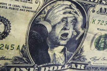 Долар на міжбанку продовжив падіння