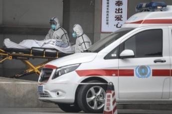 Вбивчий коронавірус: медики вперше зафіксували смертельний випадок від недуги за межами Китаю