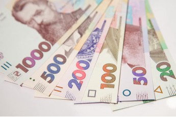 З'явилися нові 200 гривень: як виглядає банкнота (відео)